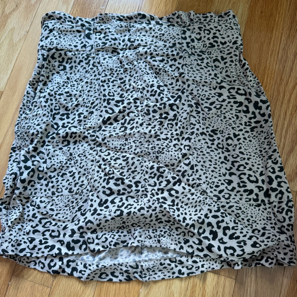 american eagle cheetah skirt size xs